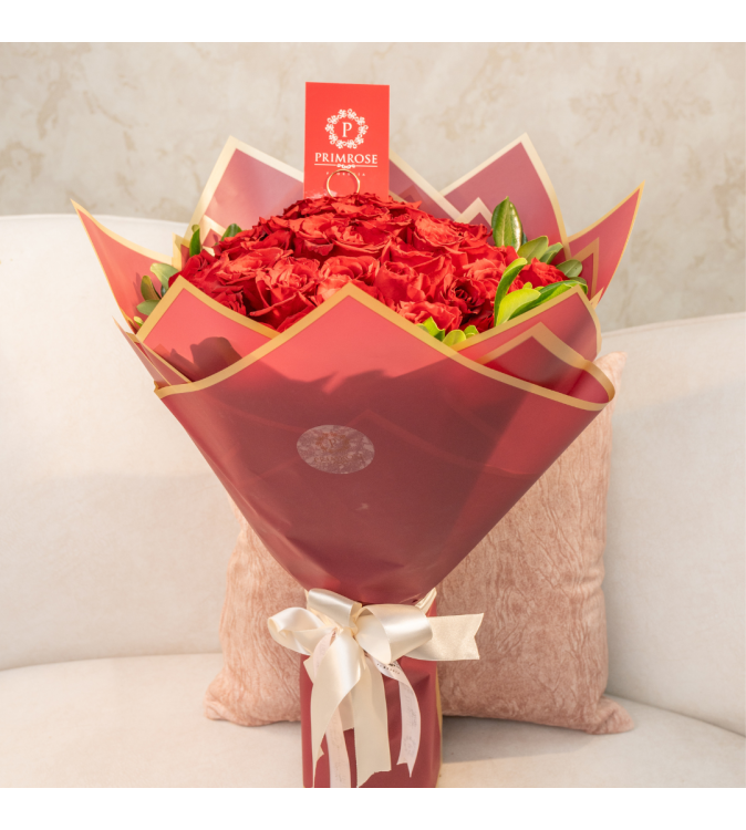 RAMO DE 50 ROSAS